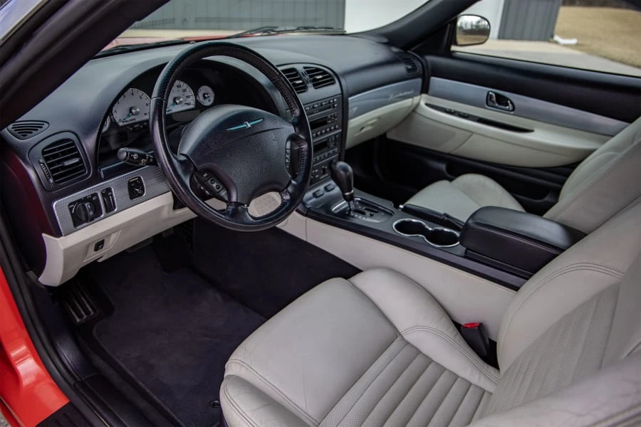 2003 Ford Thunderbird 11th Gen - Image 18 of 31