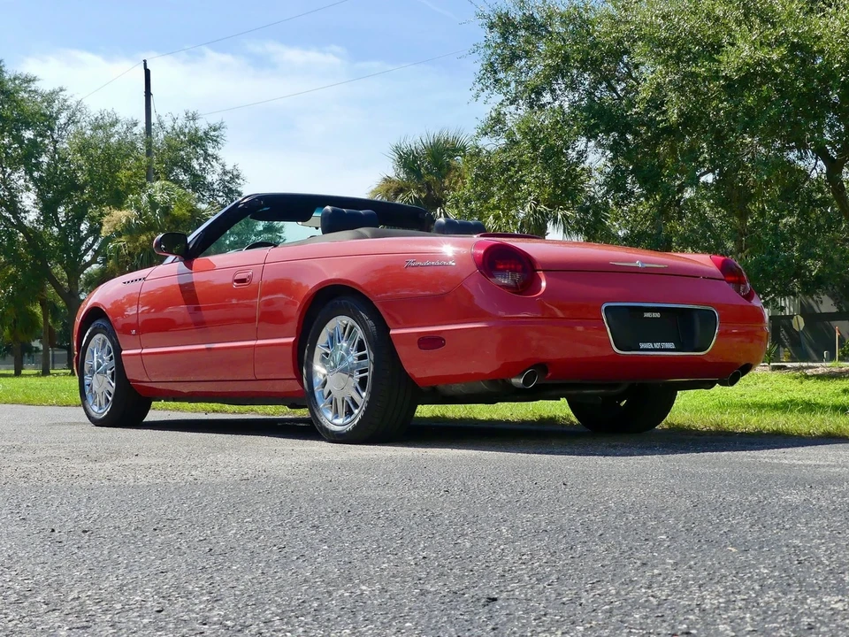 2003 Ford Thunderbird 11th Gen - Image 17 of 21