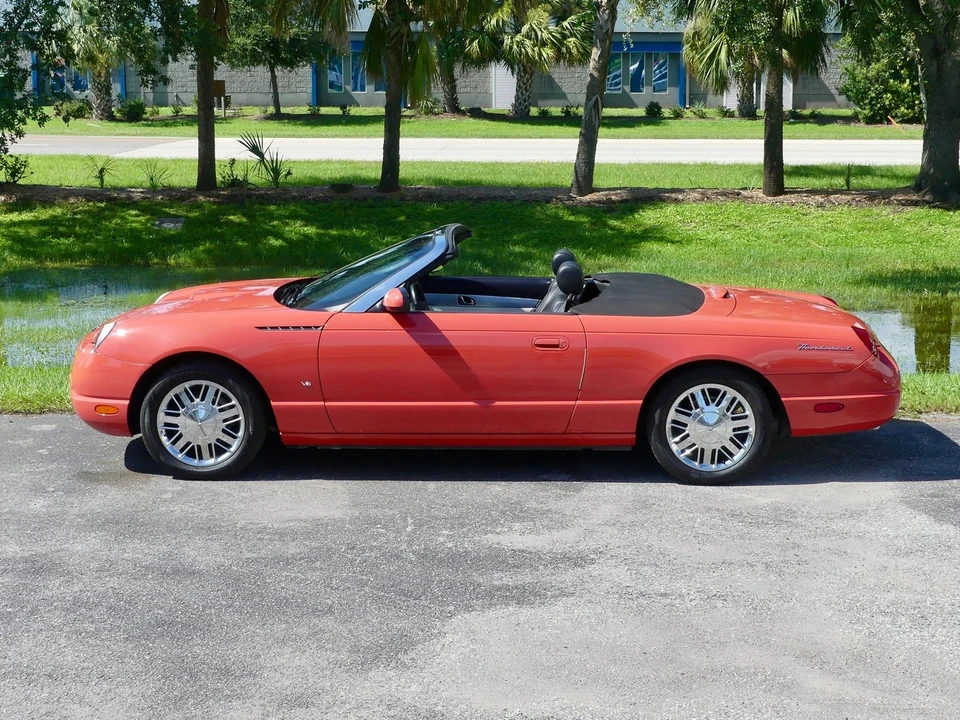 2003 Ford Thunderbird 11th Gen - Image 13 of 21