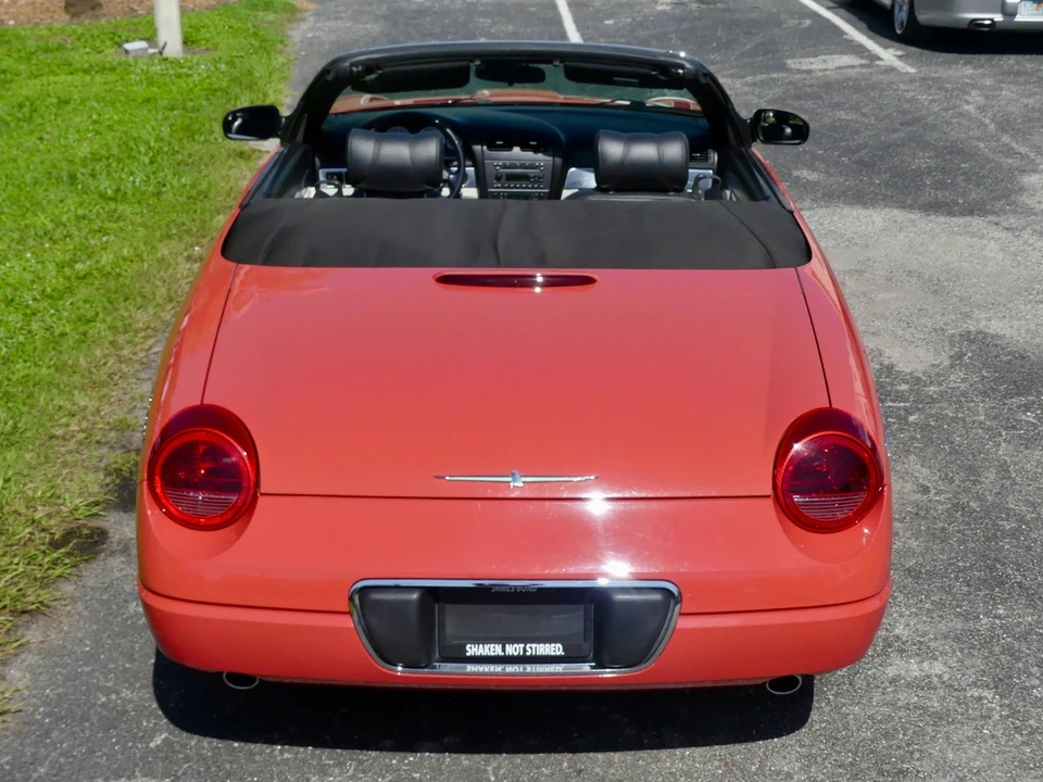 2003 Ford Thunderbird 11th Gen - Image 19 of 21