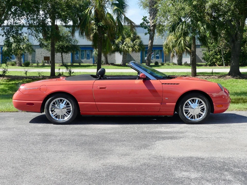2003 Ford Thunderbird 11th Gen - Image 5 of 21