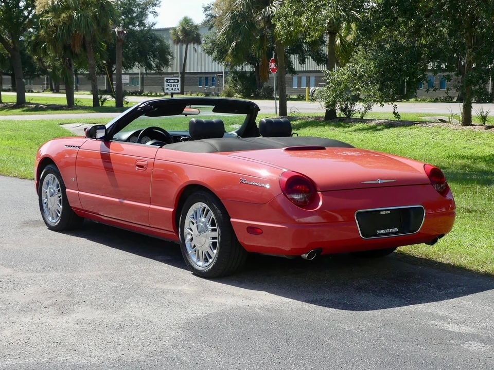 2003 Ford Thunderbird 11th Gen - Image 15 of 21