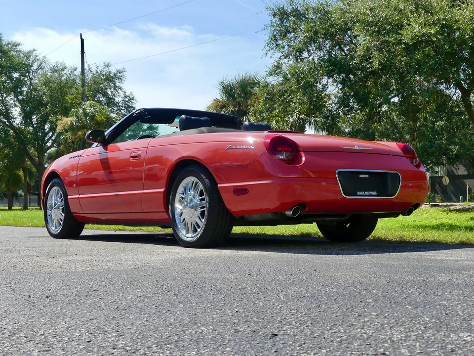 2003 Ford Thunderbird 11th Gen - Image 17 of 21