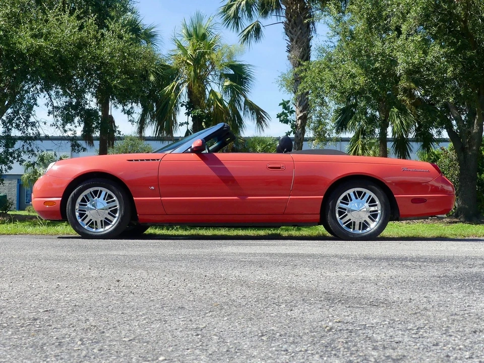 2003 Ford Thunderbird 11th Gen - Image 14 of 21