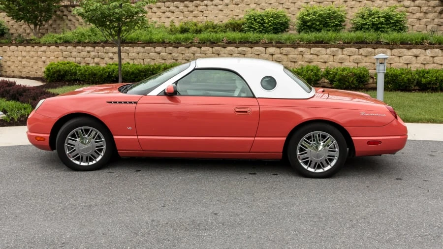 2003 Ford Thunderbird 11th Gen - Image 2 of 12