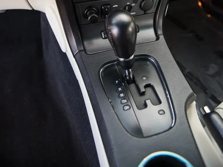 2003 Ford Thunderbird 11th Gen - Image 18 of 29