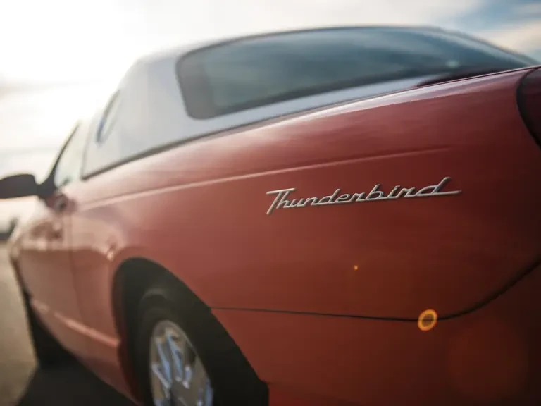 2003 Ford Thunderbird 11th Gen - Image 11 of 29