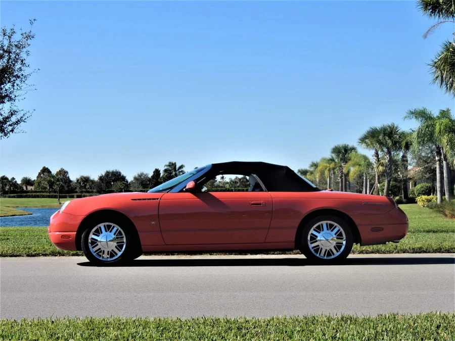 2003 Ford Thunderbird 11th Gen - Image 2 of 31