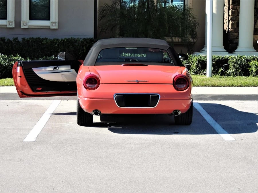 2003 Ford Thunderbird 11th Gen - Image 13 of 31