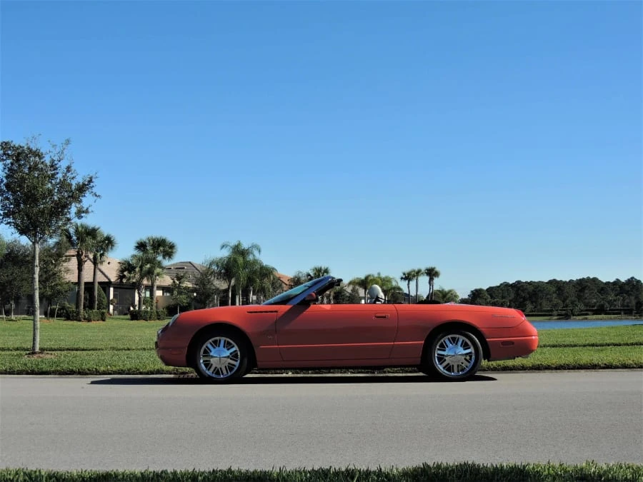 2003 Ford Thunderbird 11th Gen - Image 19 of 31