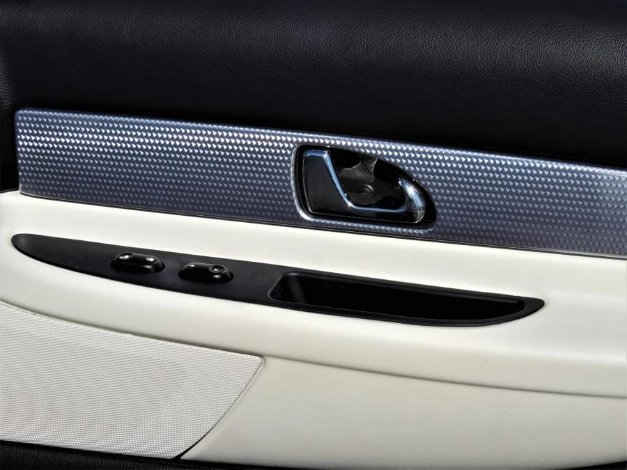 2003 Ford Thunderbird 11th Gen - Image 25 of 31