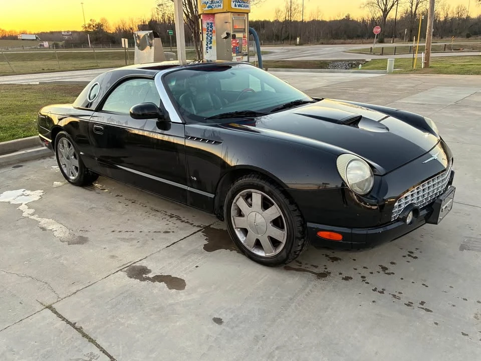 2003 Ford Thunderbird 11th Gen - Image 6 of 17