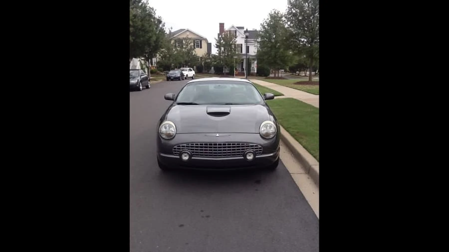 2003 Ford Thunderbird 11th Gen - Image 2 of 9