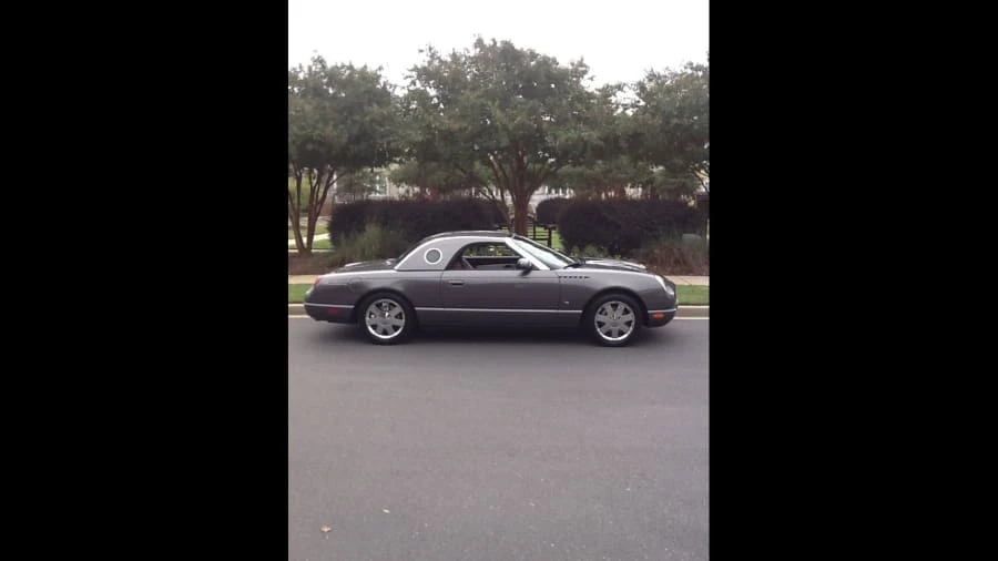 2003 Ford Thunderbird 11th Gen - Image 3 of 9