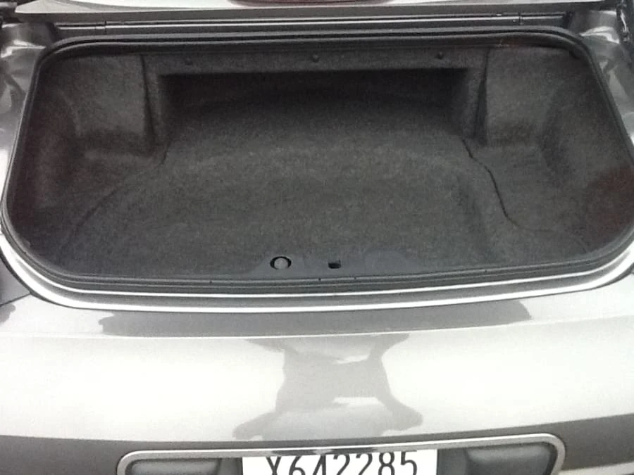 2003 Ford Thunderbird 11th Gen - Image 8 of 9