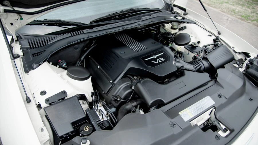 2003 Ford Thunderbird 11th Gen - Image 5 of 12