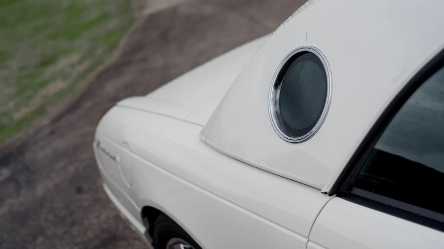 2003 Ford Thunderbird 11th Gen - Image 11 of 12