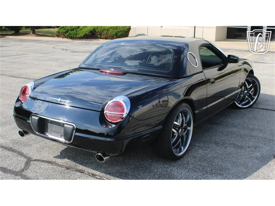 2003 Ford Thunderbird 11th Gen - Image 2 of 31