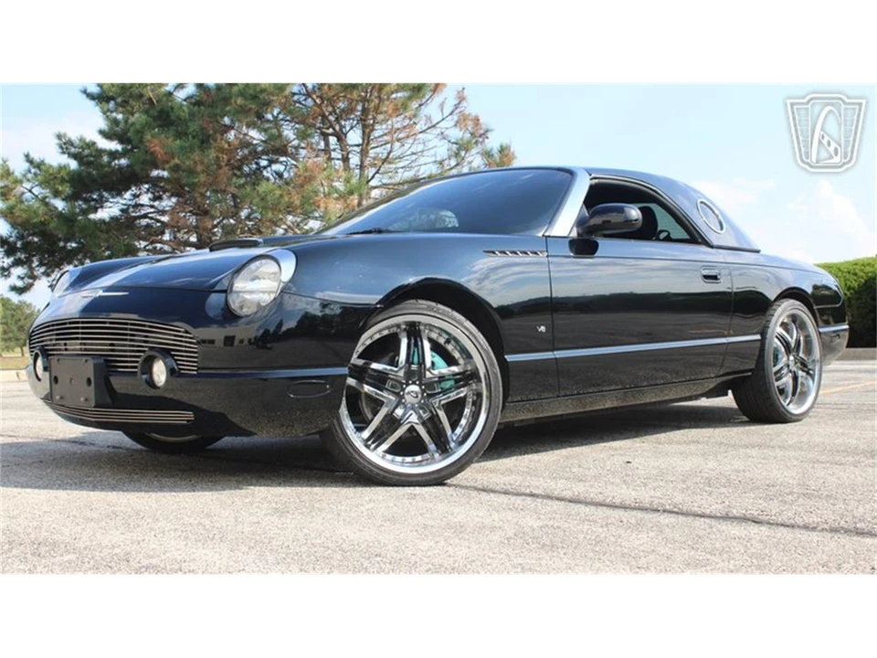 2003 Ford Thunderbird 11th Gen - Image 27 of 31