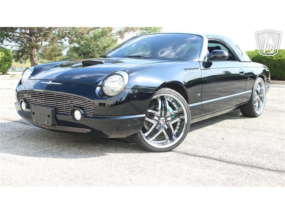 2003 Ford Thunderbird 11th Gen - Image 23 of 31