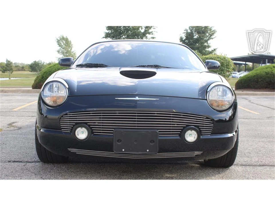 2003 Ford Thunderbird 11th Gen - Image 3 of 31