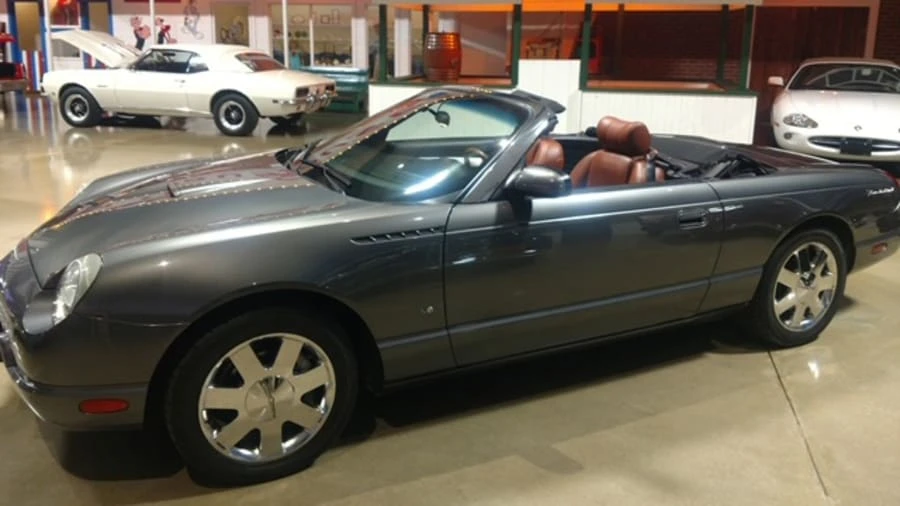 2003 Ford Thunderbird 11th Gen - Image 5 of 9