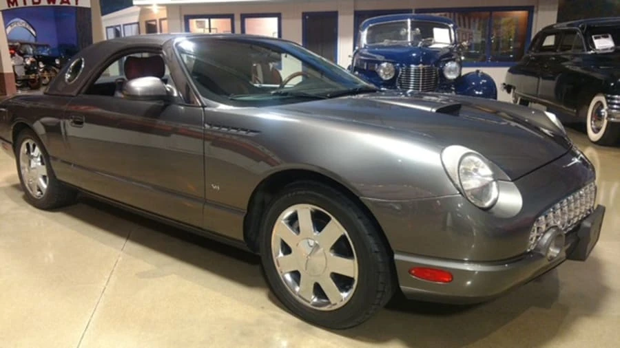 2003 Ford Thunderbird 11th Gen - Image 6 of 9
