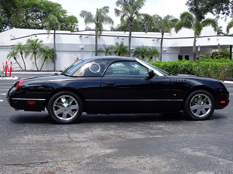 2003 Ford Thunderbird 11th Gen - Image 17 of 21