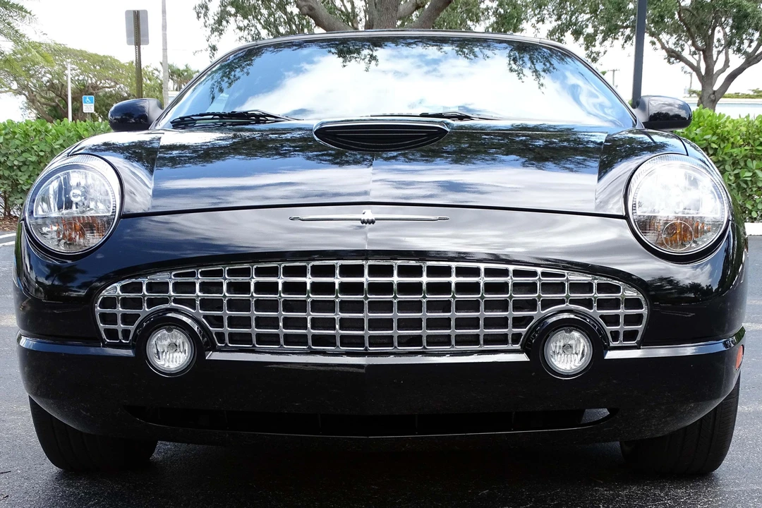 2003 Ford Thunderbird 11th Gen - Image 2 of 21