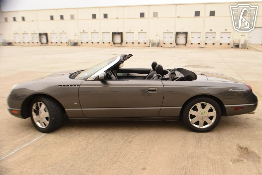 2003 Ford Thunderbird 11th Gen - Image 3 of 12
