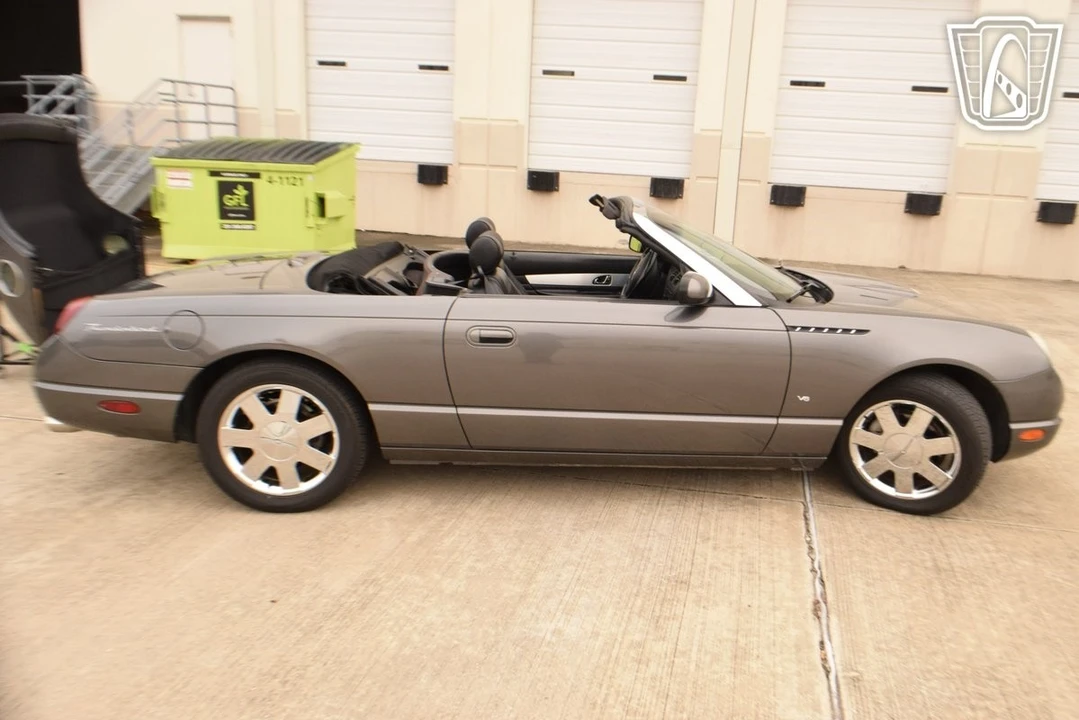 2003 Ford Thunderbird 11th Gen - Image 5 of 12