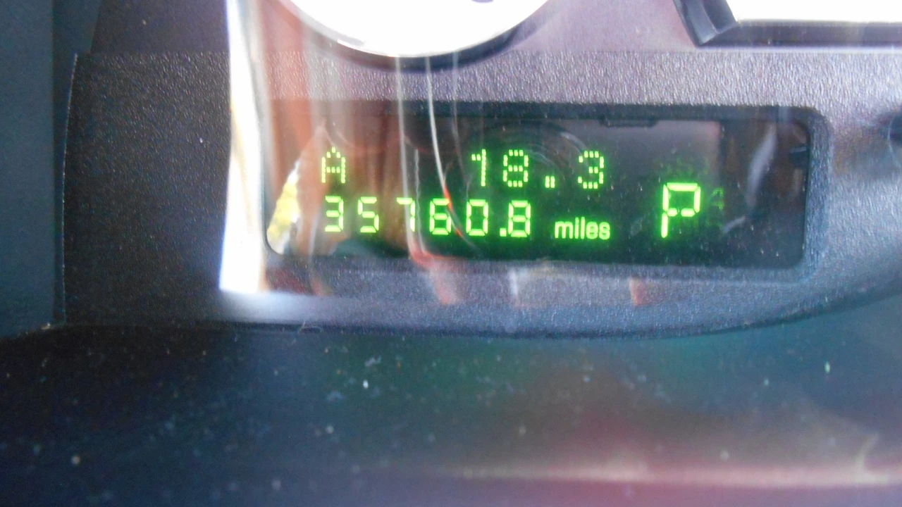 2003 Ford Thunderbird 11th Gen - Image 20 of 26