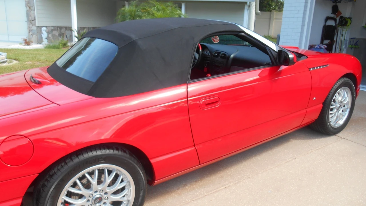 2003 Ford Thunderbird 11th Gen - Image 11 of 26