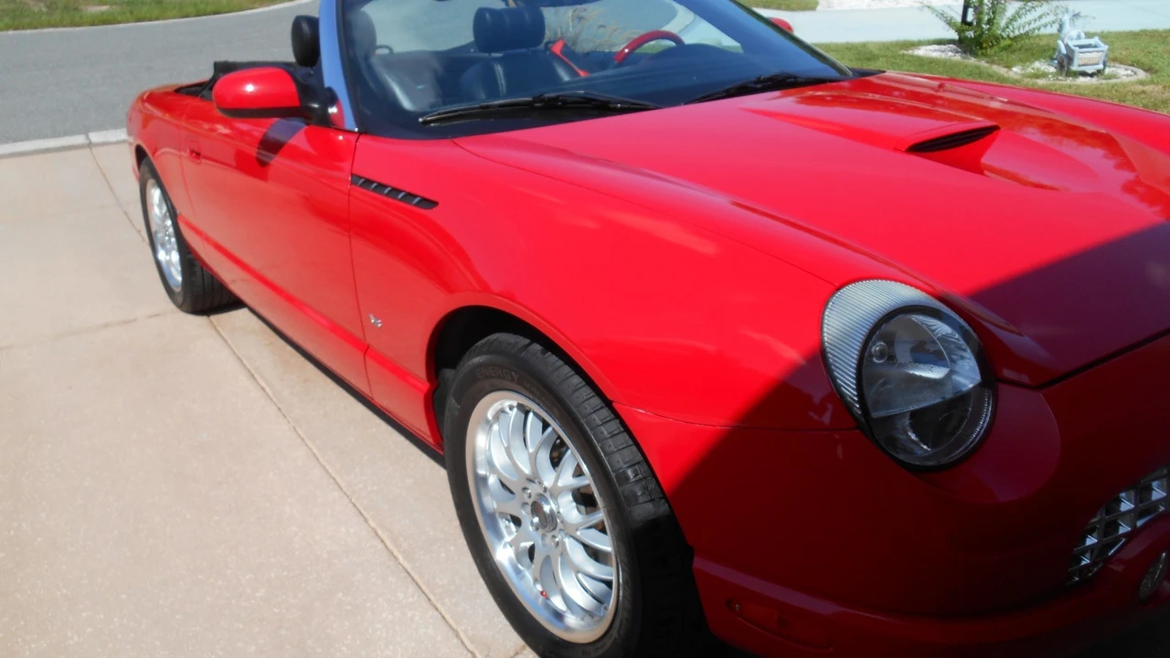 2003 Ford Thunderbird 11th Gen - Image 3 of 26