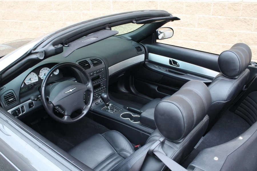 2003 Ford Thunderbird 11th Gen - Image 2 of 4