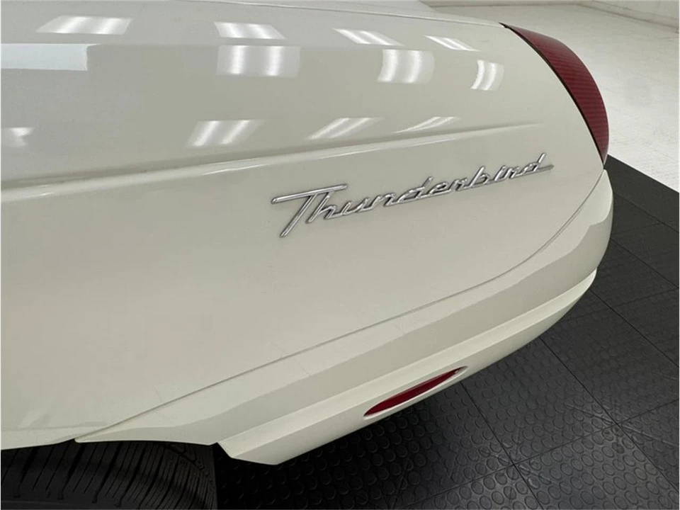 2003 Ford Thunderbird 11th Gen - Image 26 of 31
