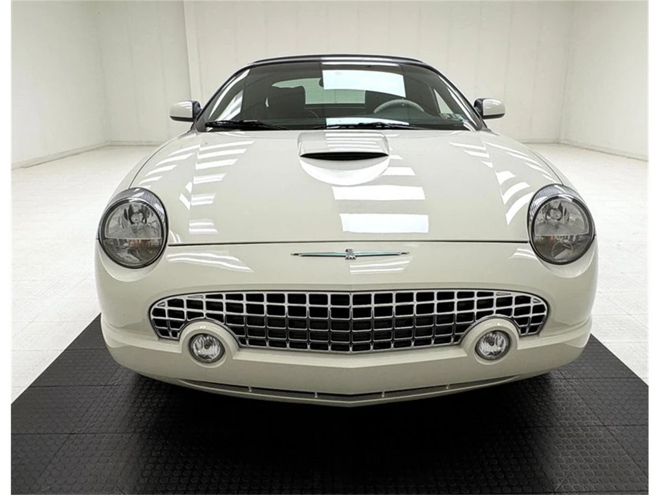 2003 Ford Thunderbird 11th Gen - Image 11 of 31