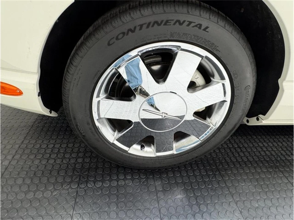 2003 Ford Thunderbird 11th Gen - Image 15 of 31