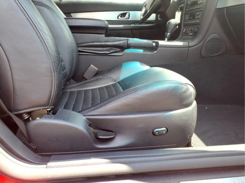 2003 Ford Thunderbird 11th Gen - Image 13 of 22