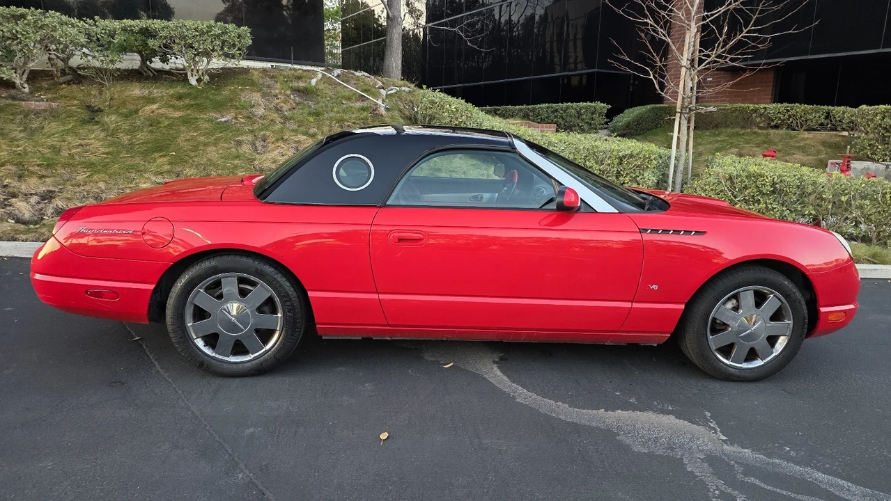 2003 Ford Thunderbird 11th Gen - Image 6 of 21