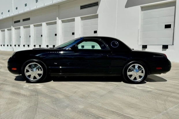 2003 Ford Thunderbird 11th Gen - Image 3 of 7