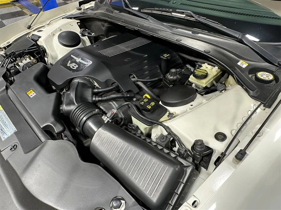 2003 Ford Thunderbird 11th Gen - Image 26 of 31