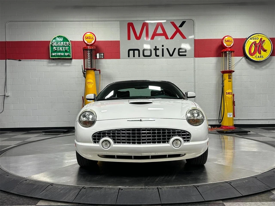 2003 Ford Thunderbird 11th Gen - Image 3 of 31