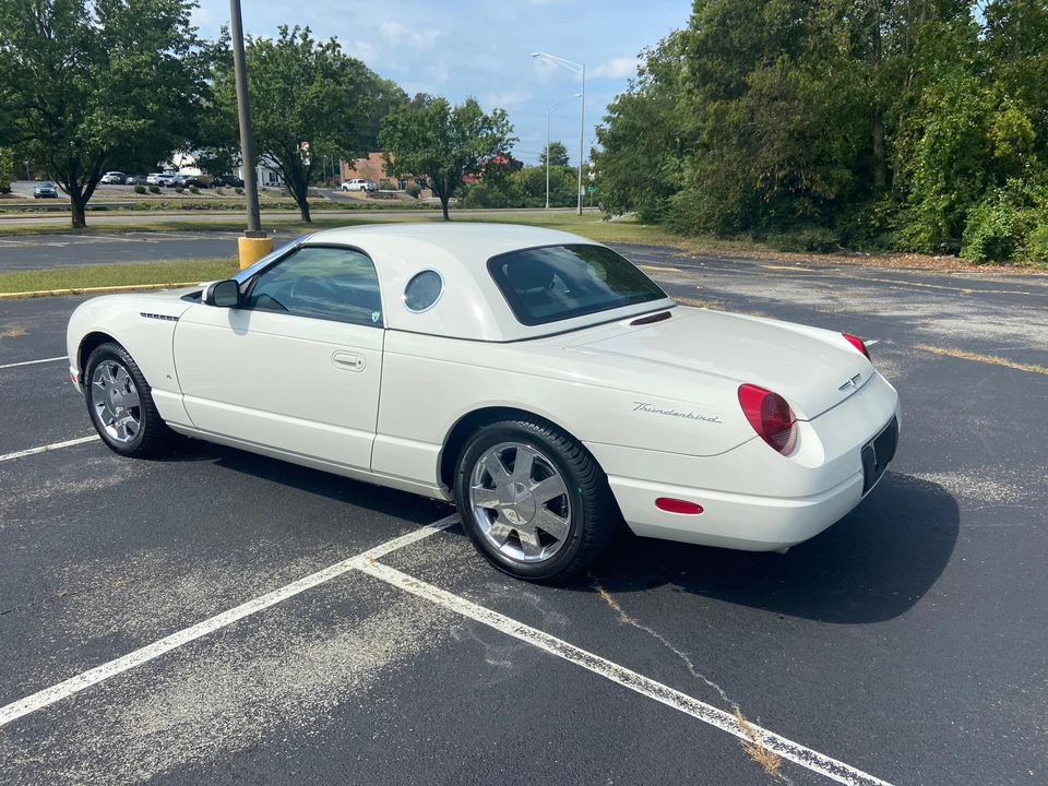 2003 Ford Thunderbird 11th Gen - Image 30 of 31