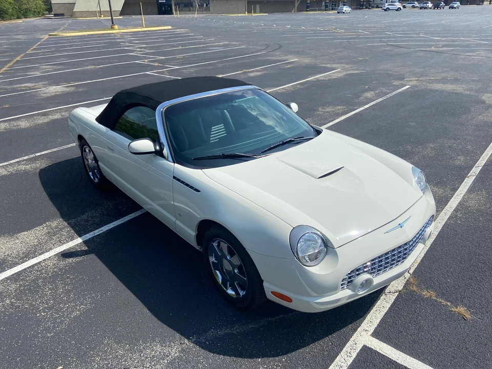 2003 Ford Thunderbird 11th Gen - Image 24 of 31