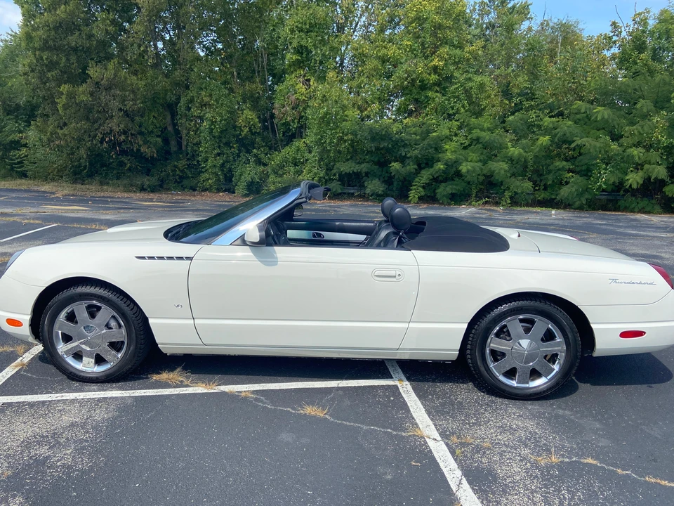 2003 Ford Thunderbird 11th Gen - Image 8 of 31