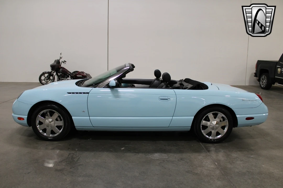 2003 Ford Thunderbird 11th Gen - Image 5 of 12