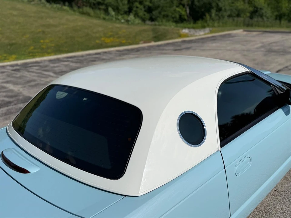 2003 Ford Thunderbird 11th Gen - Image 26 of 31