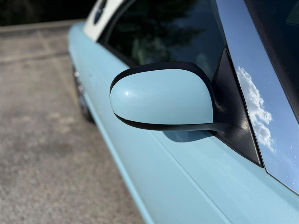 2003 Ford Thunderbird 11th Gen - Image 28 of 31