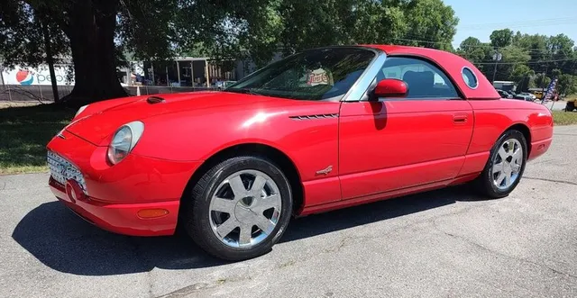 2003 Ford Thunderbird